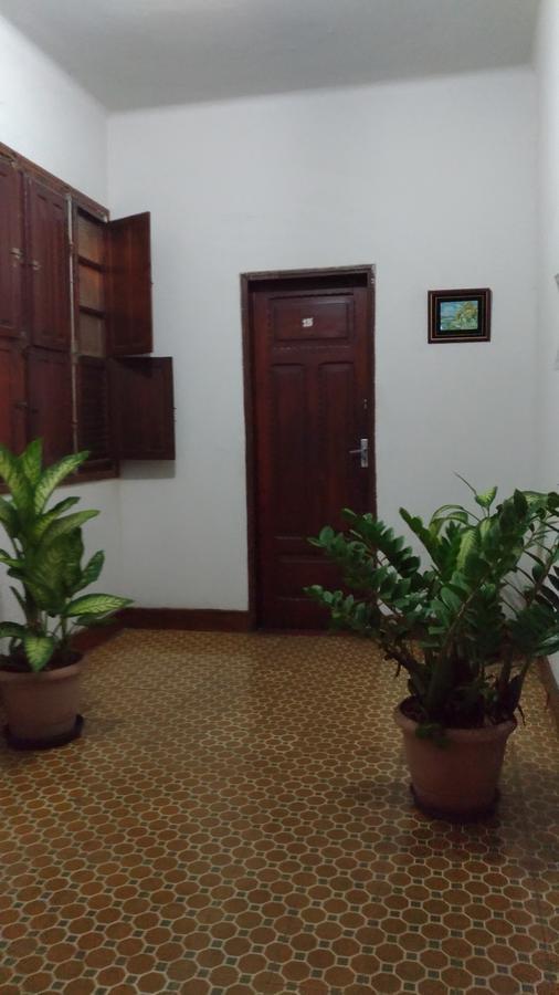 Hotel Indaia غوفيرنادور فالاداريس المظهر الخارجي الصورة